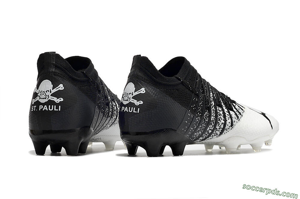 Puma Future Z 1.3 FG Low-Tops Football Boots - White/Black 9