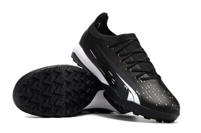 Puma Ultra Ultimate TF Low-Tops Football Shoes - Black/White