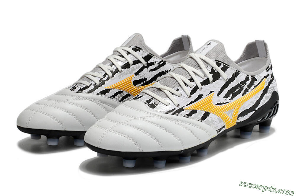 Mizuno Morelia Neo 3 Made in Japan FG Low-Tops Football Boots - White/Black/Yellow 5
