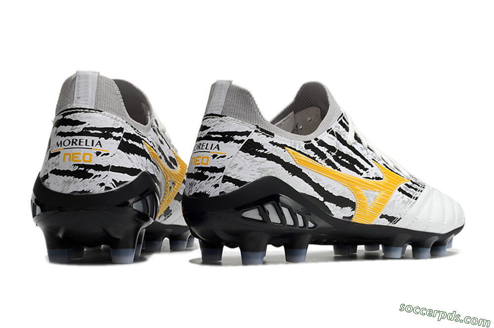 Mizuno Morelia Neo 3 Made in Japan FG Low-Tops Football Boots - White/Black/Yellow 9
