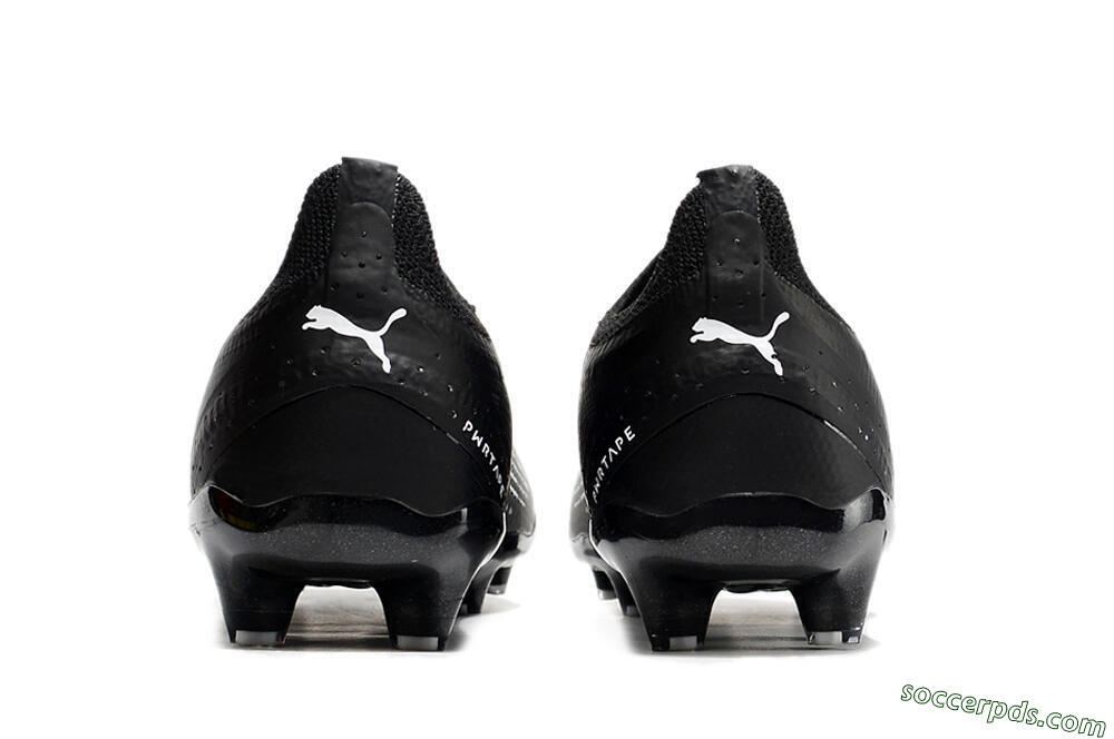 Puma Ultra Ultimate FG Low-Tops Football Boots - Black/Whtie 6
