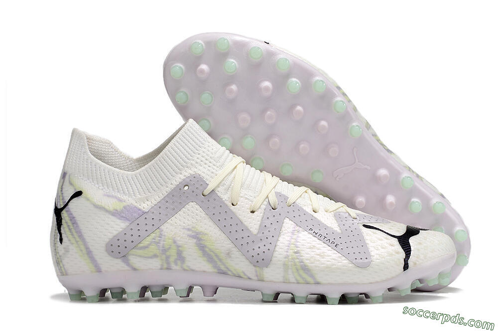 Puma Future Ultimate AG Low-Tops Football Boots - White/Grey 1