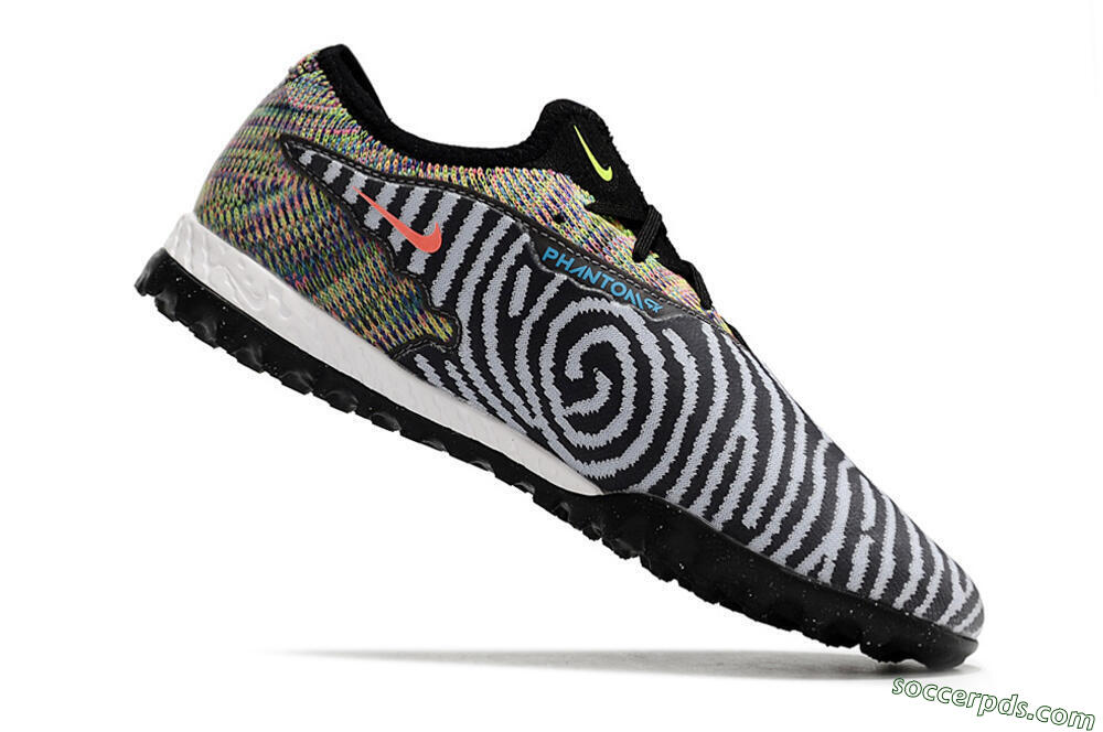 Nike React Phantom GX Pro TF Low-Tops Football Shoes - Black/Grey/Yellow 4