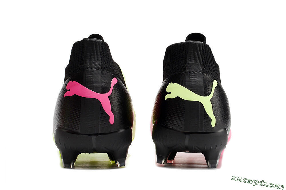 Puma Ultra Ultimate FG Low-Tops Football Boots - Green/Pink/Black 5