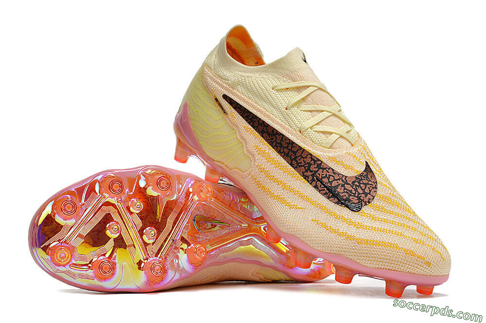 Nike Phantom GX Elite AG Low-Tops Football Boots - Yellow/Black/Pink 3