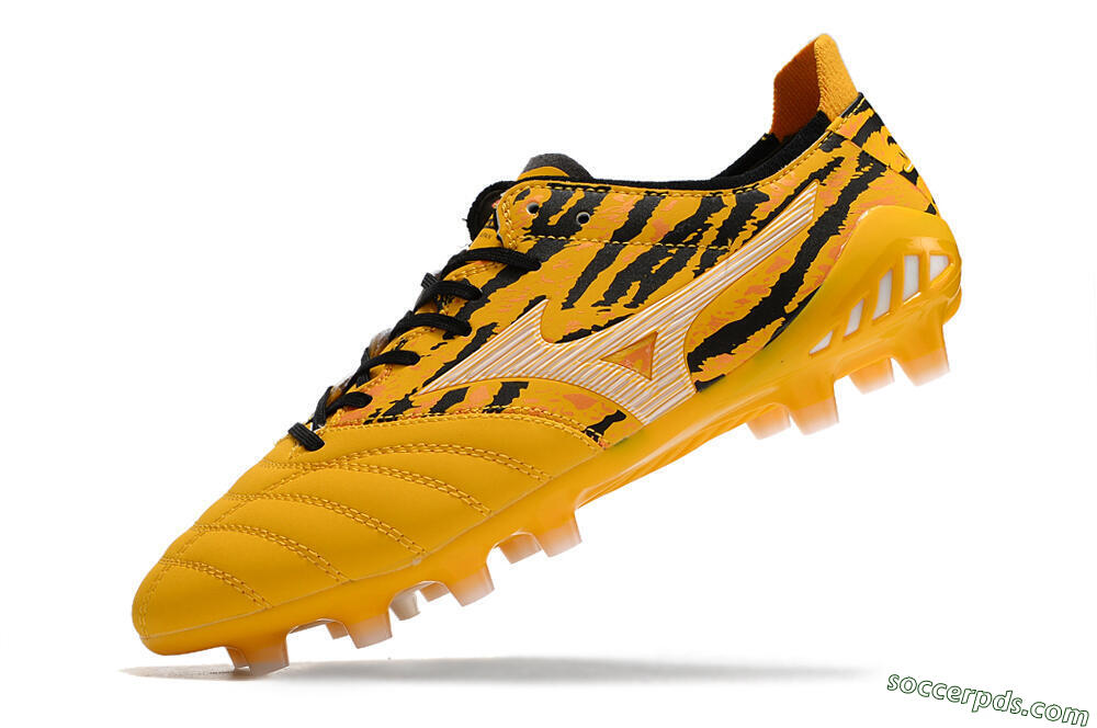 Mizuno Morelia Neo 3 Pro FG Low-Tops Football Boots - Yellow/Black/White 7