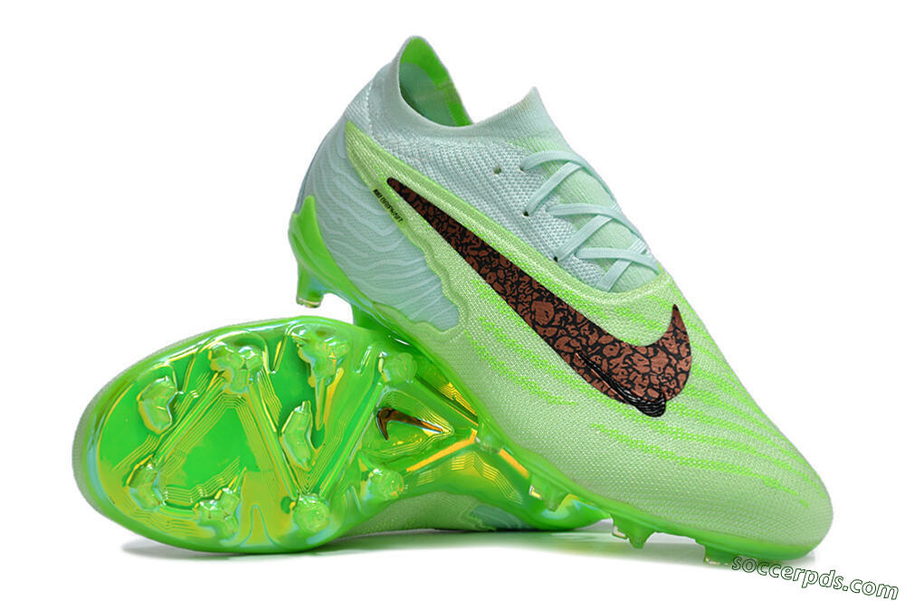 Nike Phantom GX Elite FG Low-Tops Football Boots - Green/Black/Gold 3