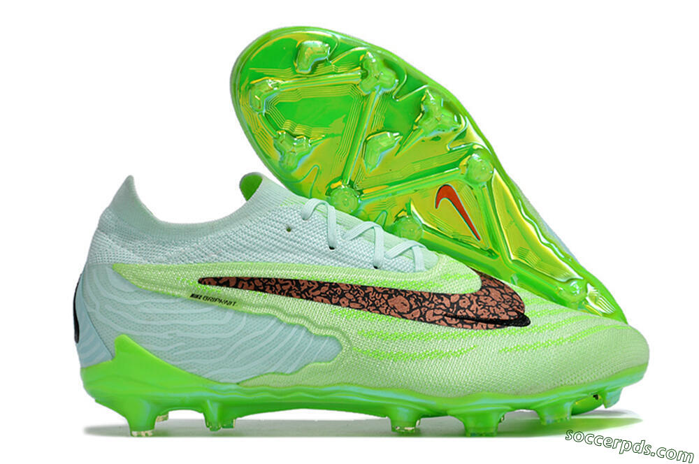 Nike Phantom GX Elite FG Low-Tops Football Boots - Green/Black/Gold 1