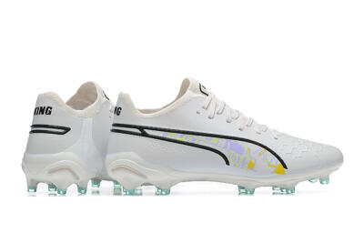 Puma King Ultimate Icon FG Low-Tops Football Boots - White/Black/Green
