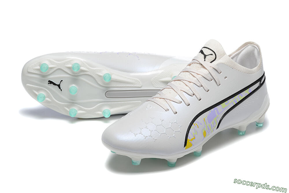 Puma King Ultimate Icon FG Low-Tops Football Boots - White/Black/Green 3