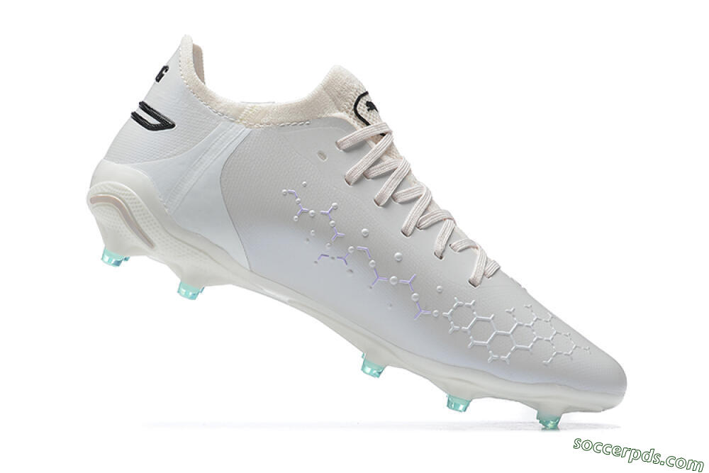 Puma King Ultimate Icon FG Low-Tops Football Boots - White/Black/Green 8