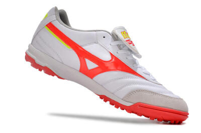 Mizuno Morelia Classic TF Low-Tops Football Shoes - White/Red/Green