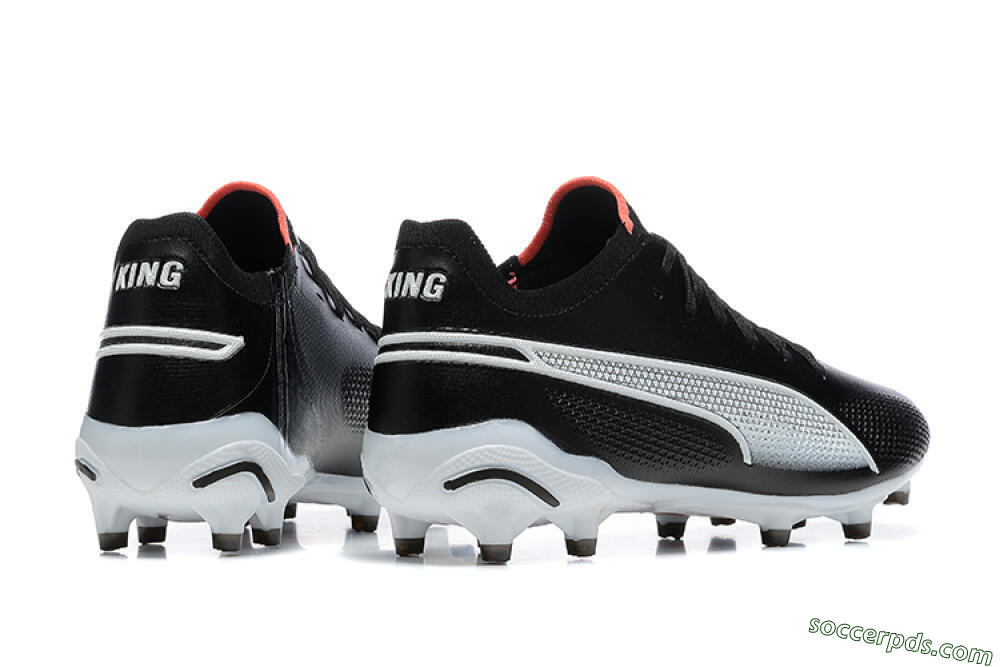 Puma King Ultimate Icon MG Low-Tops Football Boots - Black/White/Red 9