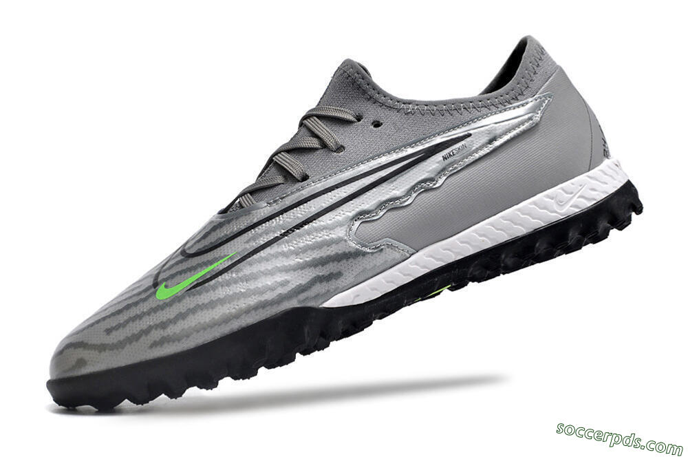 Nike React Phantom GX Pro TF Low-Tops Football Shoes - Silver/Grey/Black 5