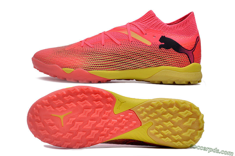 Puma Future Ultimate TF Low-Tops Football Shoes - Pink/Yellow/Black 0