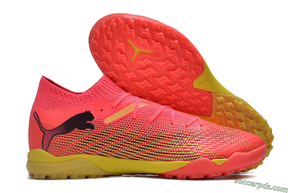 Puma Future Ultimate TF Low-Tops Football Shoes - Pink/Yellow/Black 1