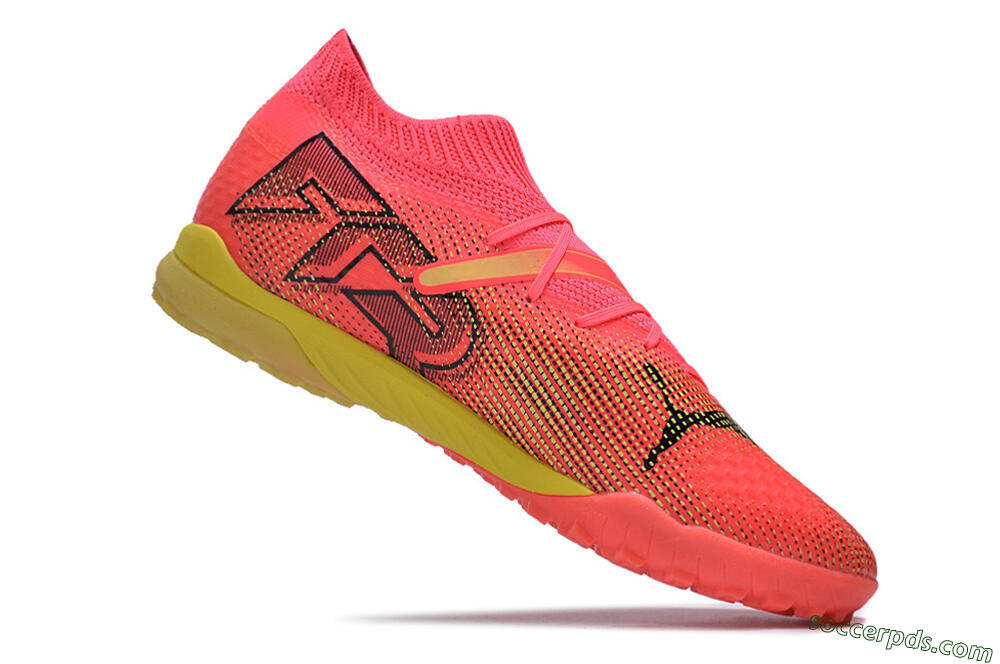 Puma Future Ultimate TF Low-Tops Football Shoes - Pink/Yellow/Black 4