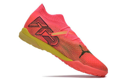 Puma Future Ultimate TF Low-Tops Football Shoes - Pink/Yellow/Black