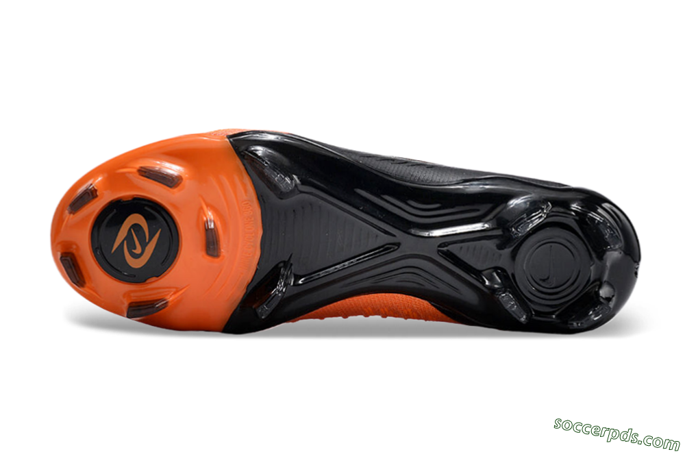 Nike Phantom Luna Elite FG Low-Tops Football Boots - Orange/Black 6
