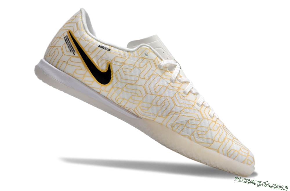 Nike Air Zoom Mercurial Vapor 15 Academy IC Low-Tops Football Shoes - White/Gold/Black 4