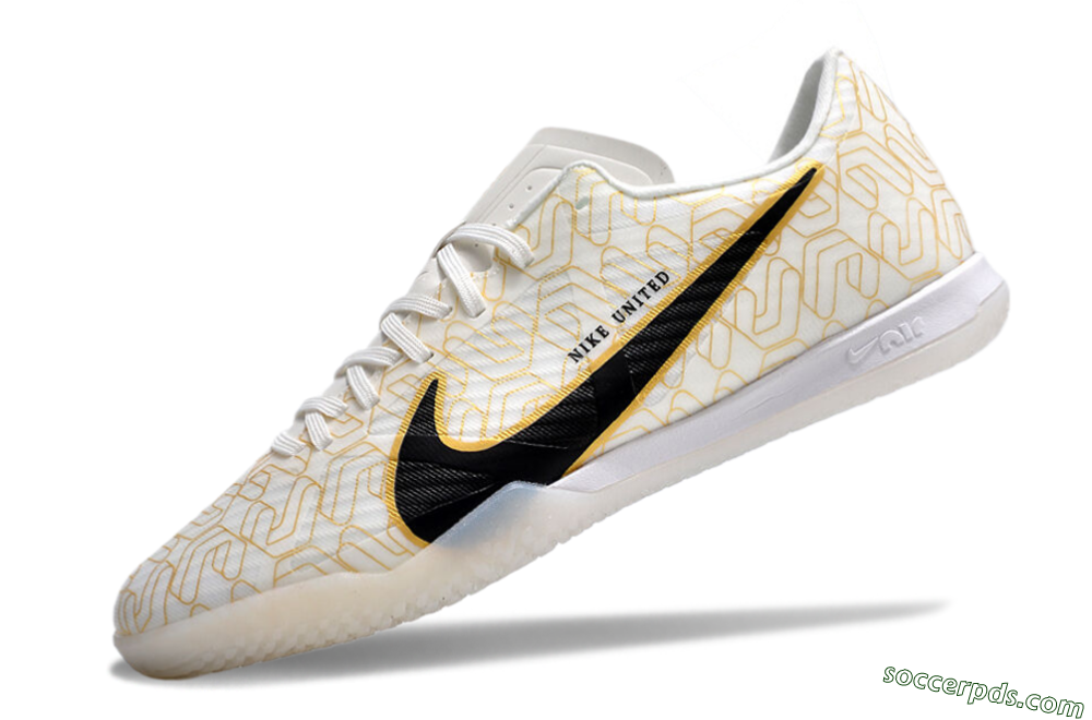 Nike Air Zoom Mercurial Vapor 15 Academy IC Low-Tops Football Shoes - White/Gold/Black 5