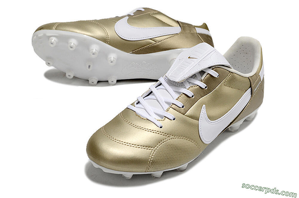 Nike The Premier 3 FG Low-Tops Football Boots - Gold/White 3