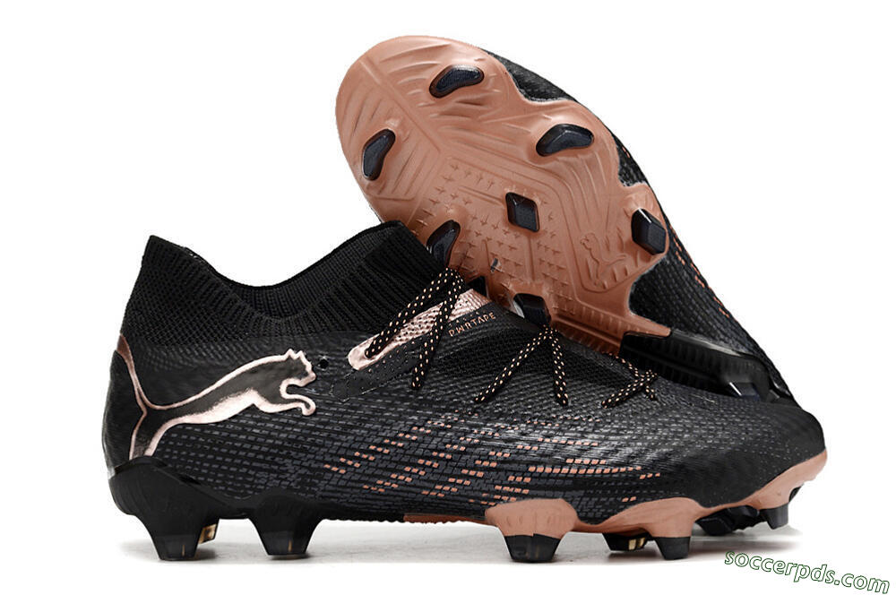 Puma Future Ultimate FG High-Tops Football Boots - Black/Gold 1