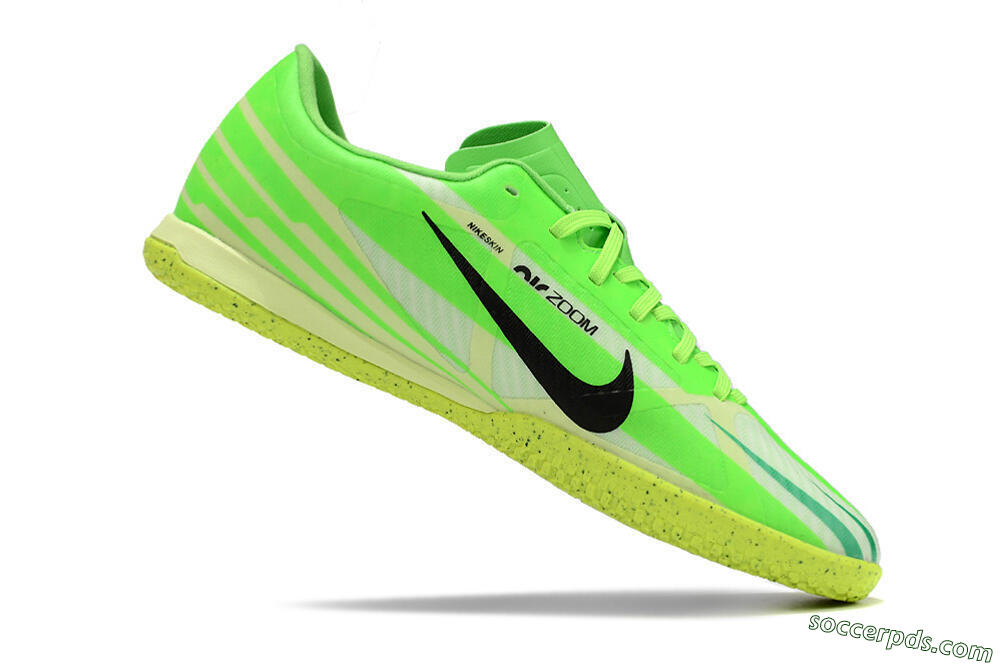 Nike Air Zoom Mercurial Vapor 15 Academy IC Low-Tops Football Shoes - Green/Black/Yellow 4
