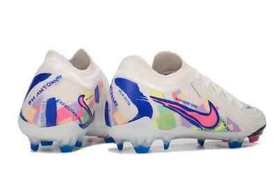 Nike Phantom Luna Elite FG Low-Tops Football Boots - White/Rainbow