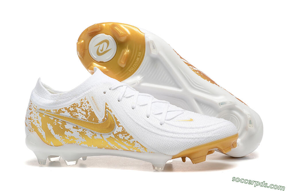 Nike Phantom Luna Elite NU FG Low-Tops Football Boots - White/Gold 1