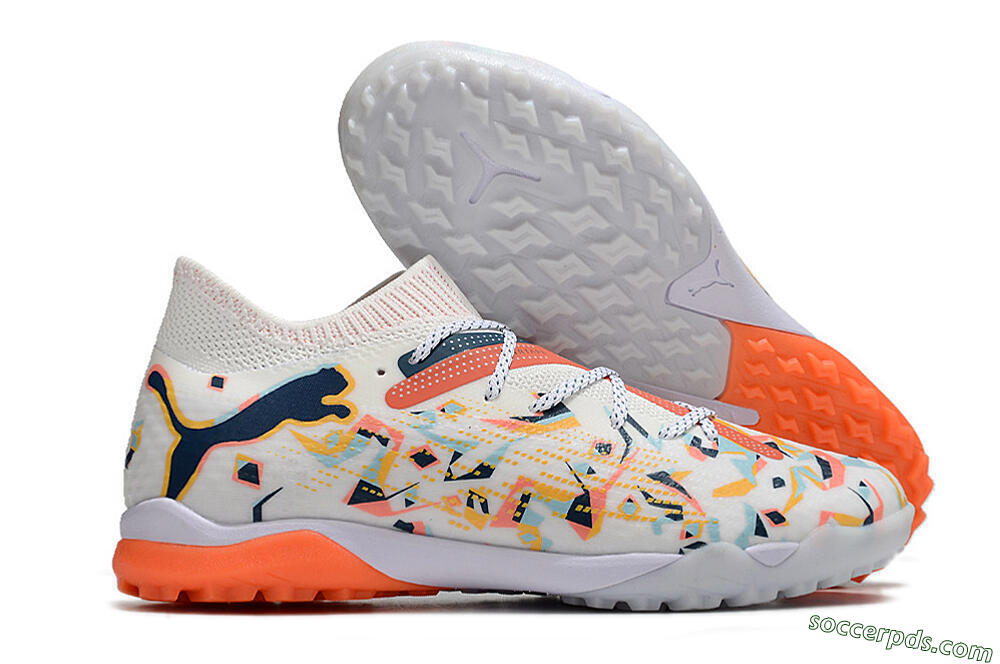 Puma Future Ultimate TF Low-Tops Football Shoes - White/Yellow/Black 1