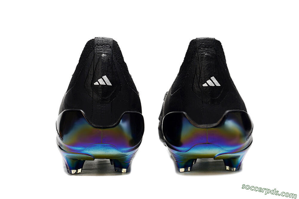 Adidas Predator Accuracy+ Laceless FG Low-Tops Football Boots - Black/Silver 6