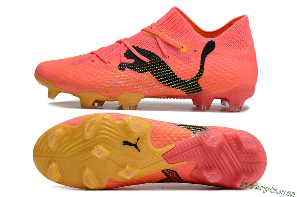 Puma Future 7 Ultimate FG Low-Tops Football Boots - Pink/Black/Yellow 0