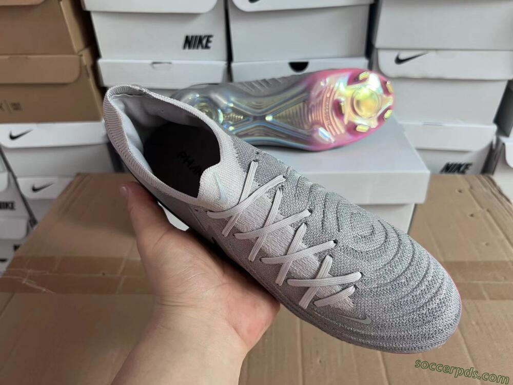 Nike Phantom Luna Elite NU FG Low-Tops Football Boots - Grey/Black/Blue