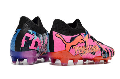 Puma Future Ultimate FG Low-Tops Football Boots - Black/Blue/Pink