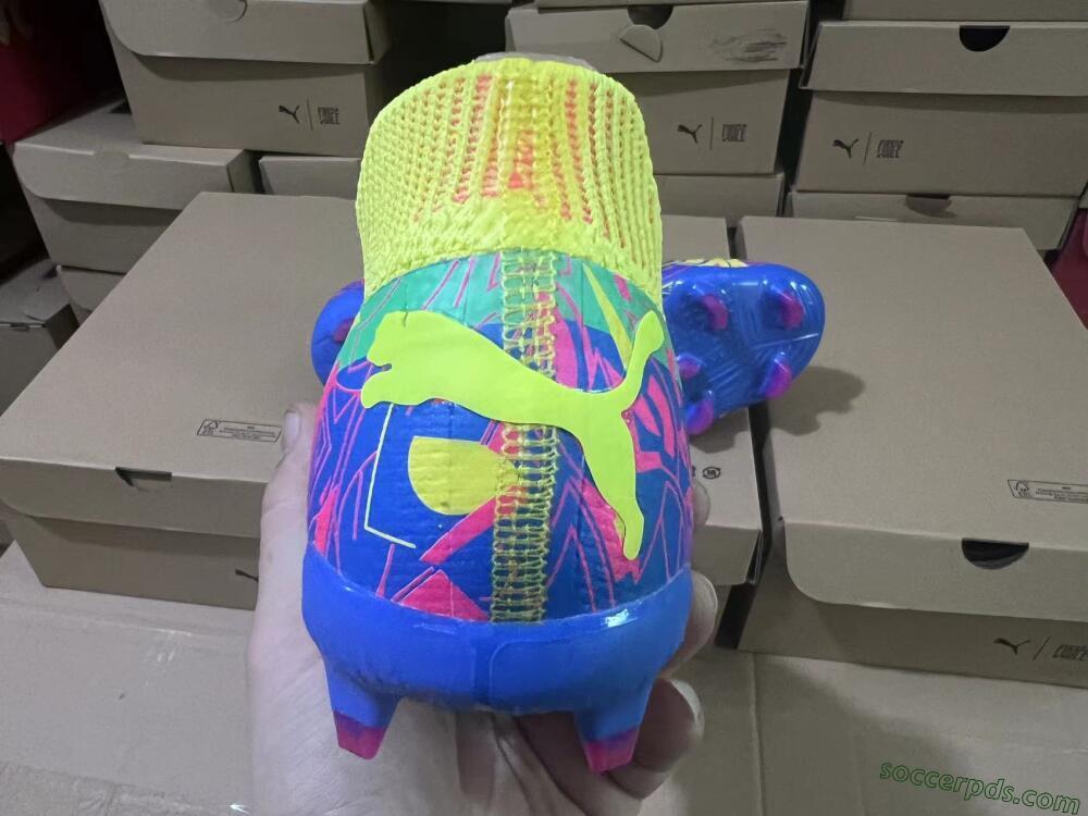 Puma Future Ultimate FG Low-Tops Football Boots - Yellow/Rainbow