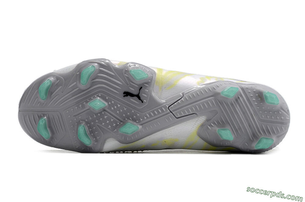 Puma Future Ultimate FG Low-Tops Football Boots - White/Black 7