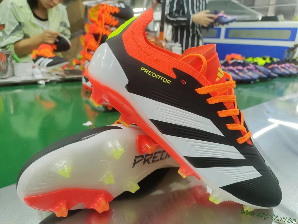 Adidas Predator Elite FG Low-Tops Football Boots - Black/White/Pink