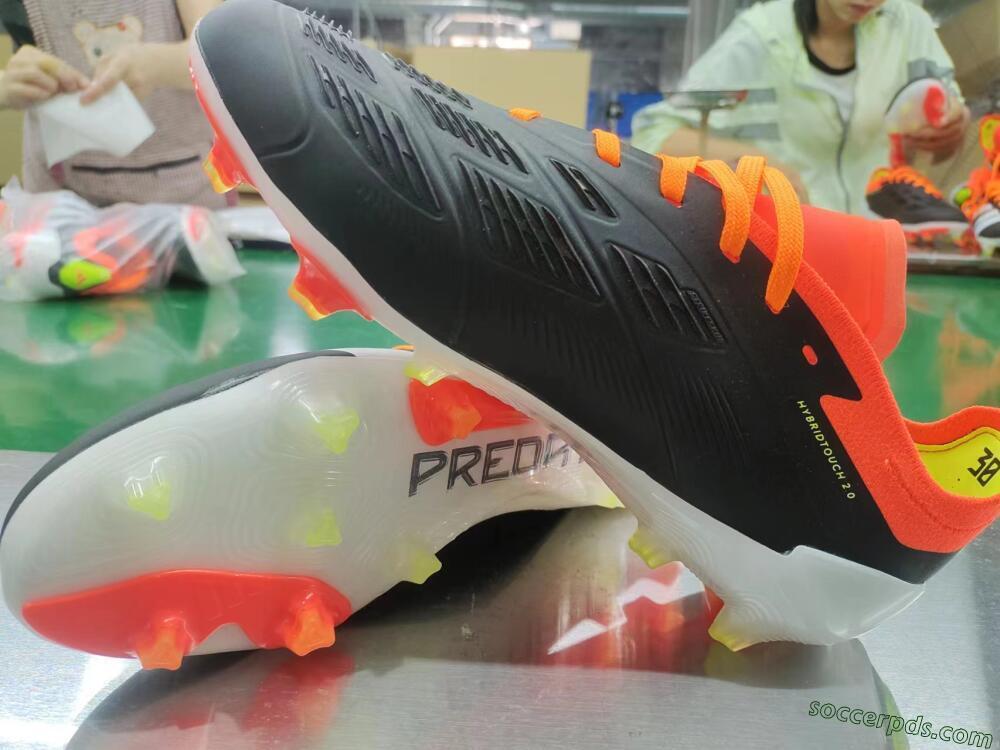 Adidas Predator Elite FG Low-Tops Football Boots - Black/White/Pink