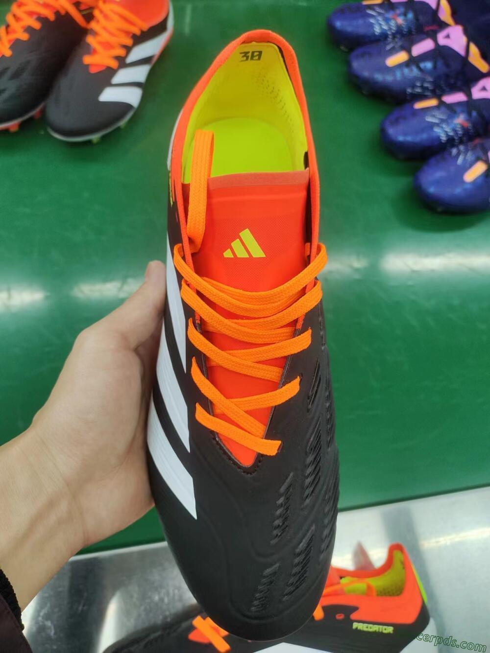 Adidas Predator Elite FG Low-Tops Football Boots - Black/White/Pink