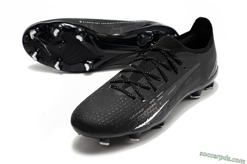 Puma Ultra Ultimate FG Low-Tops Football Boots - Black/White 3