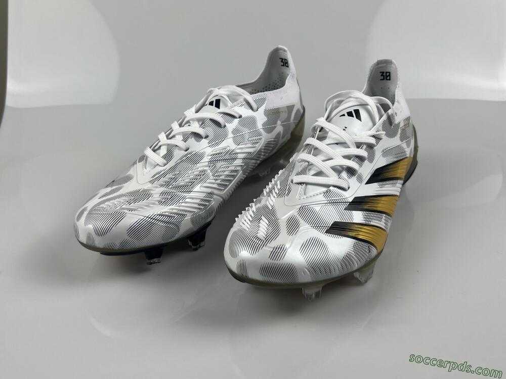 Adidas Predator Elite FG Low-Tops Football Boots - White/Grey/Gold 7