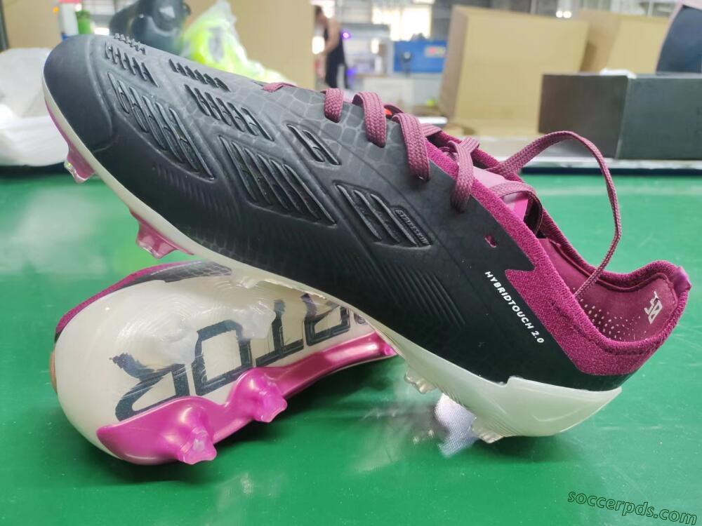 Adidas Predator Accuracy.1 FG Low-Tops Football Boots - Black/White/Purple