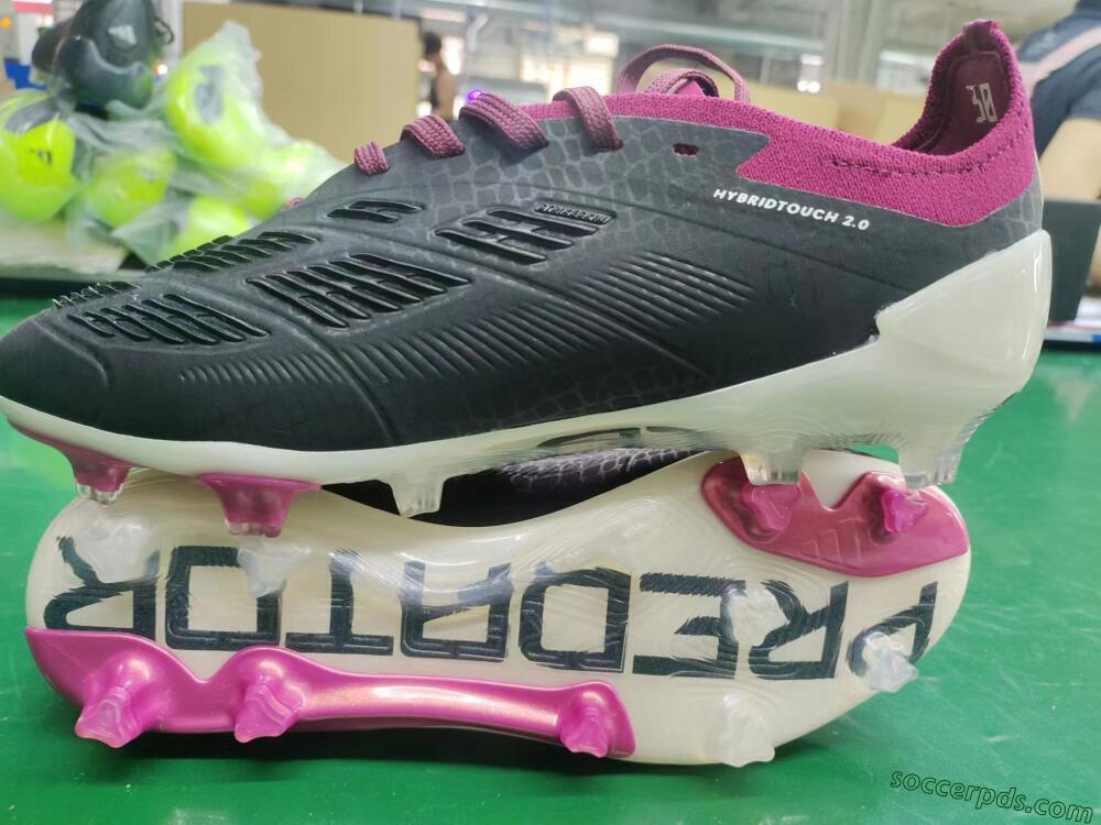 Adidas Predator Accuracy.1 FG Low-Tops Football Boots - Black/White/Purple