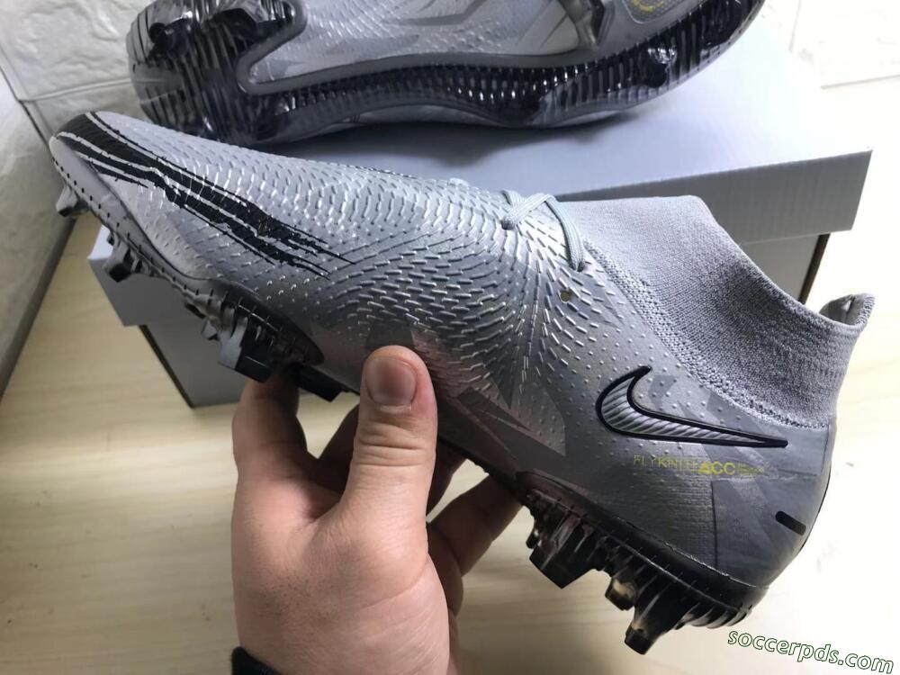 Nike Phantom Scorpion Elite DF FG High-Tops Football Boots - Silver/Yellow/Black