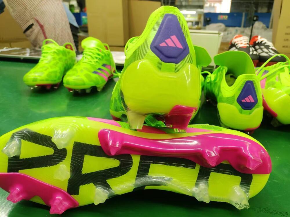 Adidas Predator Accuracy.1 FG Low-Tops Football Boots - Green/Yellow/Purple