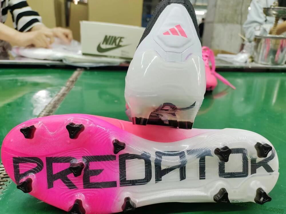 Adidas Predator Elite Foldover Tongue FG Low-Tops Football Boots - Pink/Grey/White