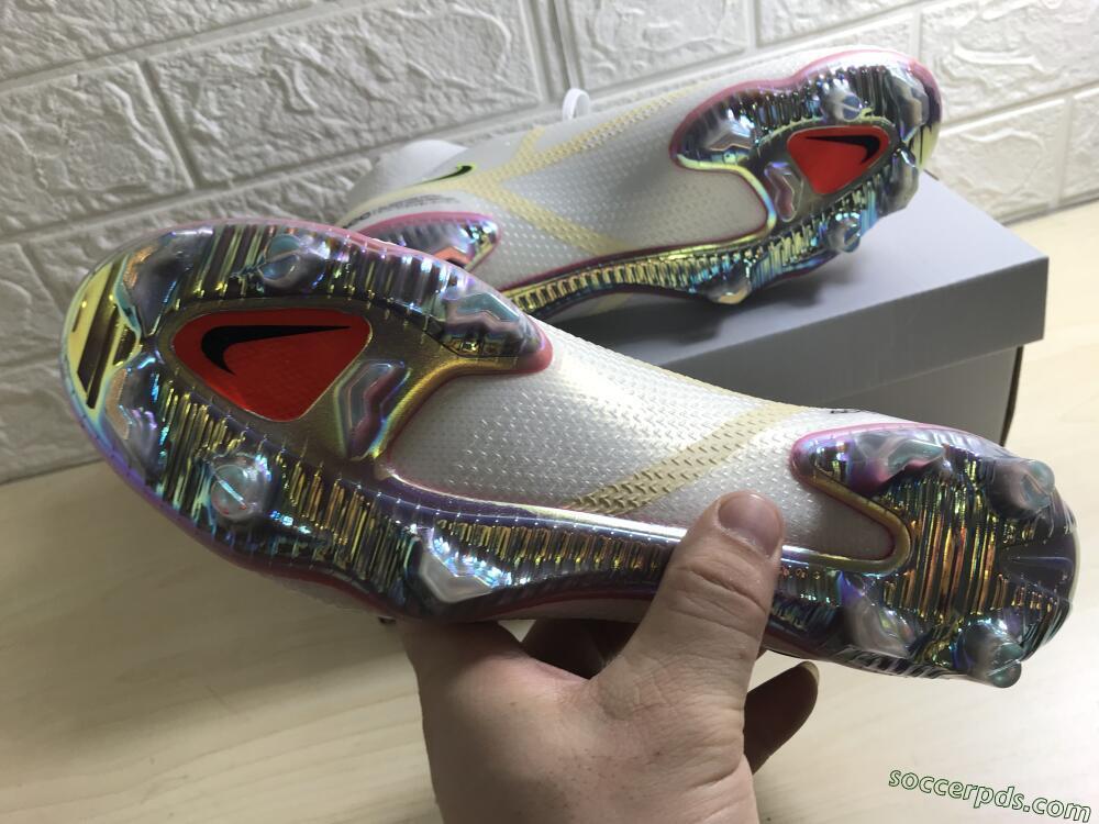 Nike Phantom GT 2 Elite DF FG High-Tops Football Boots - White/Yellow/Black