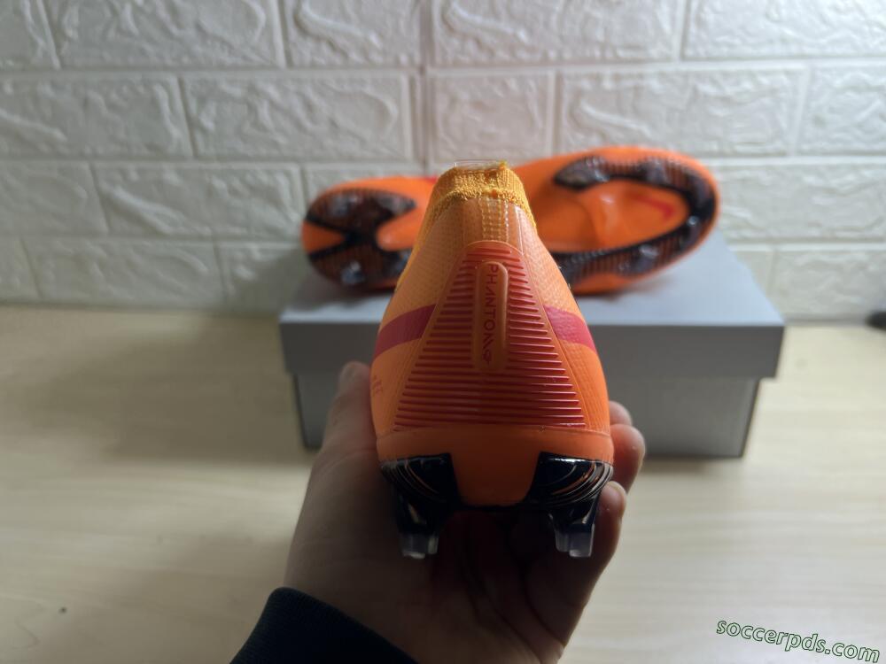 Nike Phantom GT 2 Elite FG Low-Tops Football Boots - Orange/Black