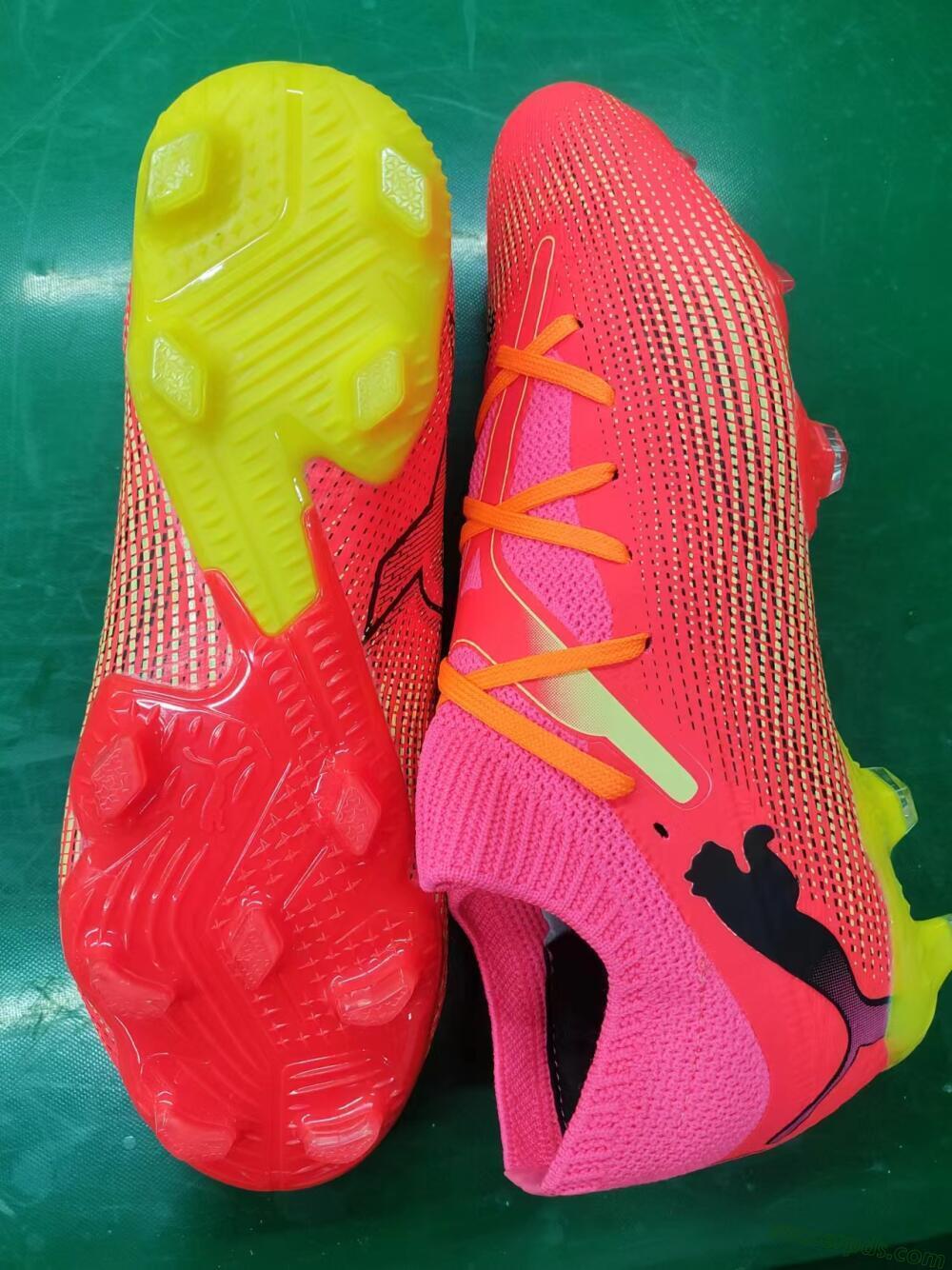 Puma Future Ultimate 2024 FG Low-Tops Football Boots - Red/Orange/Yellow